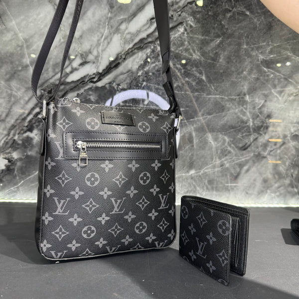 ΔΩΡΟ ΠΟΡΤΟΦΟΛΙ- LV Monogram messenger