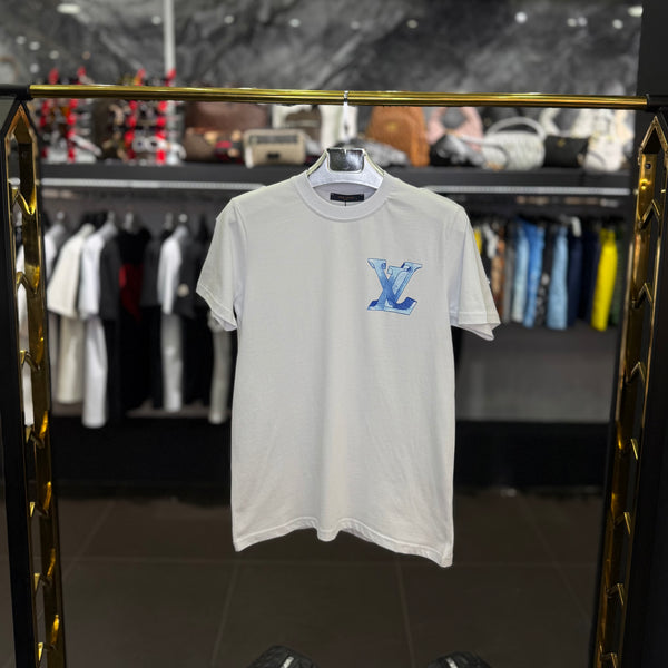 Louis Vuitton- T-Shirt White K4